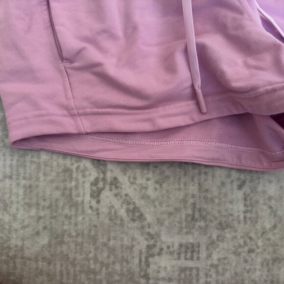 Inner Glow High Rise Short 3" - Picture 2 of 11